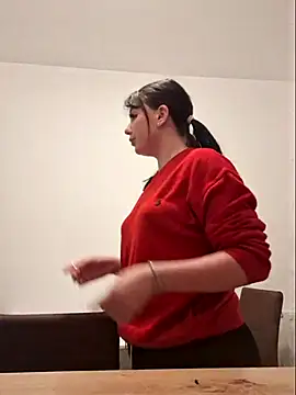 AveryWillow online show from 02-16-25, 11:26