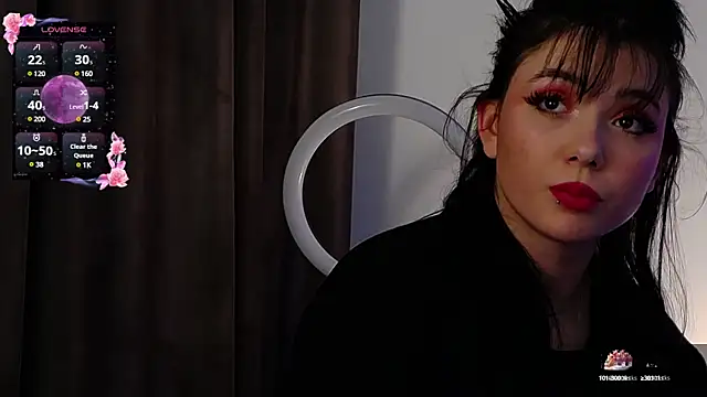 AveryWillow online show from 03-11-25, 01:45