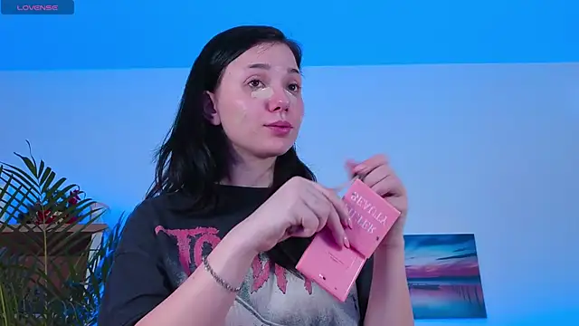 AveryWillow online show from 01-12-26, 06:57