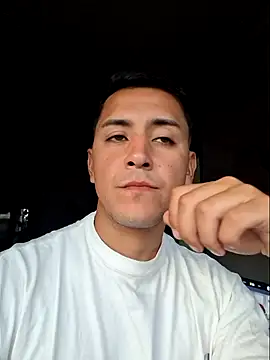 Snapshot of Martinhub-69 chatting on 11-09-25, 10:41 Martinhub-69 online show from 11-09-25, 10:41