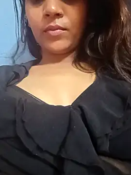 Snapshot of Sanjana-Mehar chatting on 10-31-25, 10:22 Sanjana-Mehar online show from 10-31-25, 10:22