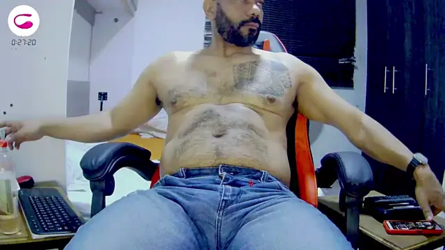 bruce bigg online show from 10-11-25, 05:28