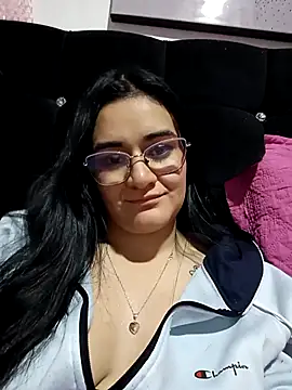 Snapshot of Hanna_Kinsley chatting on 03-02-25, 04:50 Hanna Kinsley online show from 03-02-25, 04:50