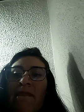 Snapshot of Hanna_Kinsley chatting on 01-06-26, 03:21 Hanna Kinsley online show from 01-06-26, 03:21