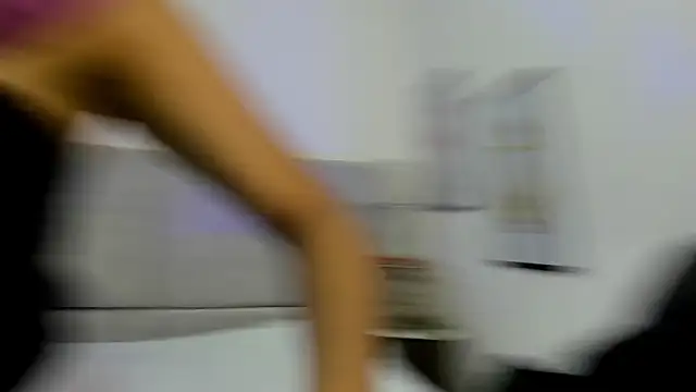 naomiii   online show from 01-19-26, 11:36