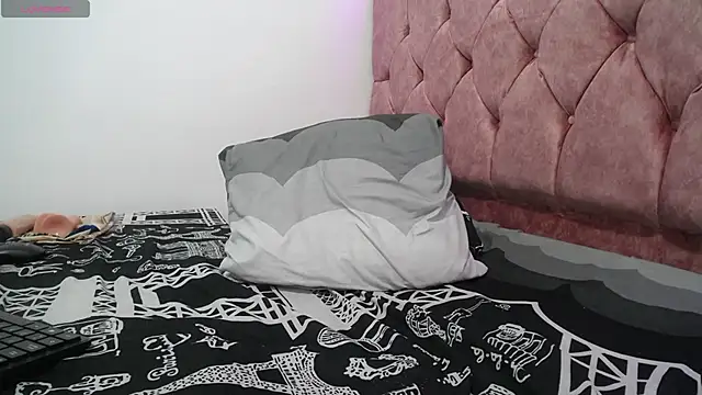 AMBER LOVE22 online show from 01-09-25, 11:13