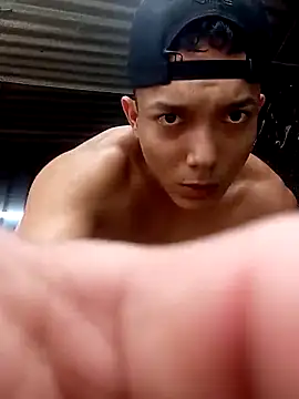 tayson  online show from 10-11-25, 01:42