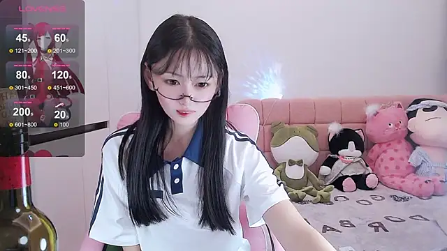 Snapshot of Xiaomi-Angela chatting on 12-19-24, 03:52 Xiaomi-Angela online show from 12-19-24, 03:52