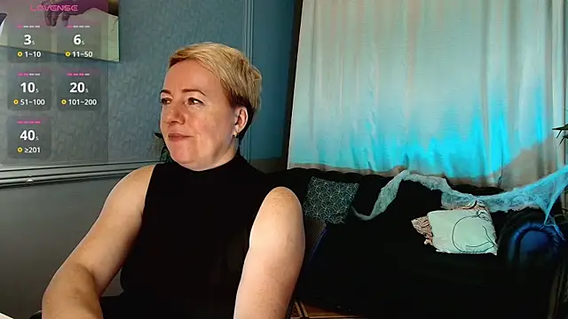 Snapshot of Nika_Smit chatting on 11-02-25, 05:54 Nika Smit online show from 11-02-25, 05:54