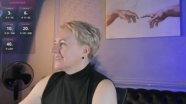 Snapshot of Nika_Smit chatting on 11-28-25, 09:34 Nika Smit online show from 11-28-25, 09:34