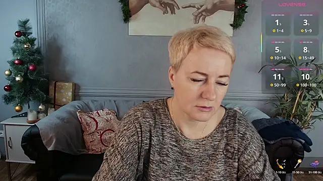 Nika Smit online show from 12-20-25, 05:03