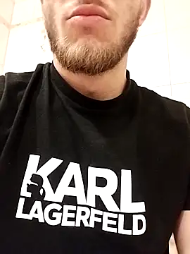 hoot denis28 online show from 03-23-25, 02:59