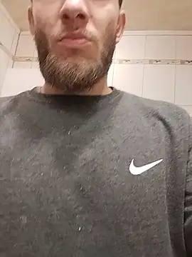 hoot denis28 online show from 11-30-25, 04:16