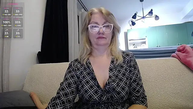 Blond Woman online show from 01-15-25, 08:48