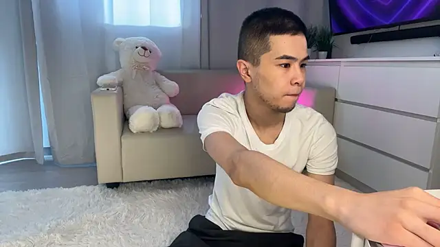 Dylan mercy online show from 03-03-25, 09:22