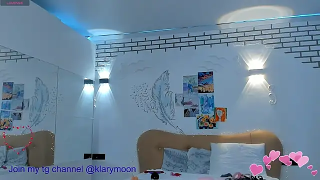 cute stefania online show from 02-14-25, 12:25