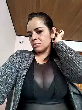 NATHALIA-28  online show from 01-15-25, 07:55