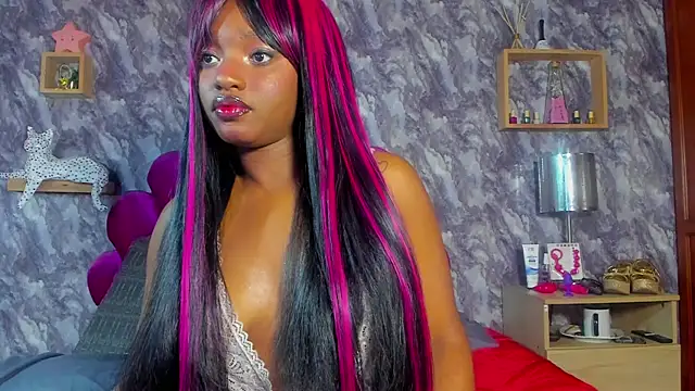 EMMAPARISS online show from 11-18-25, 02:43