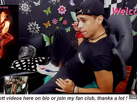 MikeRose94 online show from 10-10-25, 07:46