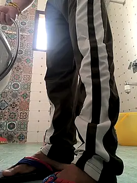 hot-po online show from 03-09-25, 03:22