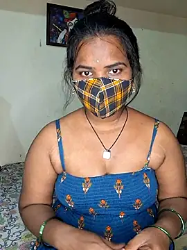 anitha906 online show from 03-05-25, 08:21