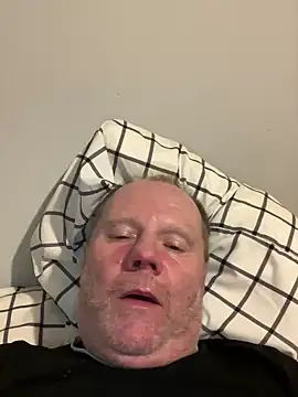 Snapshot of masterjerseyjoe chatting on 12-31-24, 08:15 masterjerseyjoe online show from 12-31-24, 08:15