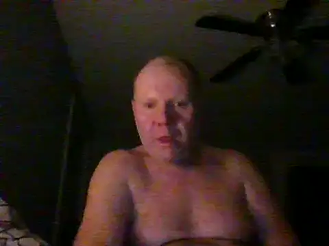 Snapshot of masterjerseyjoe chatting on 02-06-25, 09:32 masterjerseyjoe online show from 02-06-25, 09:32