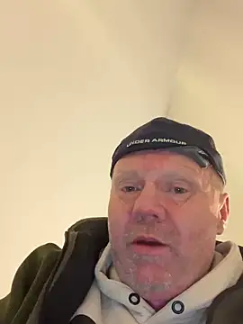 Snapshot of masterjerseyjoe chatting on 02-11-25, 08:37 masterjerseyjoe online show from 02-11-25, 08:37