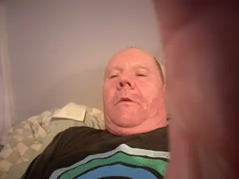 Snapshot of masterjerseyjoe chatting on 11-22-25, 03:44 masterjerseyjoe online show from 11-22-25, 03:44