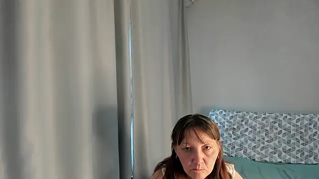 Snapshot of elis_gabbi chatting on 10-23-25, 12:43 elis gabbi online show from 10-23-25, 12:43