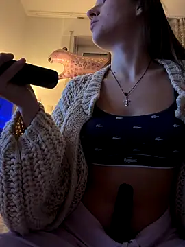 EmilyWi  online show from 10-14-25, 09:26