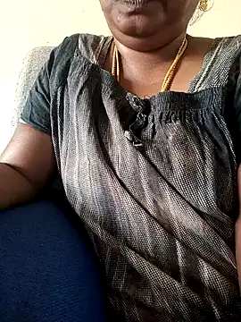 Snapshot of Pavitra78 chatting on 03-09-25, 04:05 Pavitra78 online show from 03-09-25, 04:05