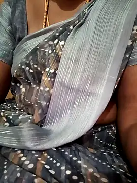 Snapshot of Pavitra78 chatting on 03-09-25, 09:13 Pavitra78 online show from 03-09-25, 09:13