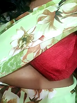 Snapshot of Pavitra78 chatting on 03-20-25, 12:00 Pavitra78 online show from 03-20-25, 12:00