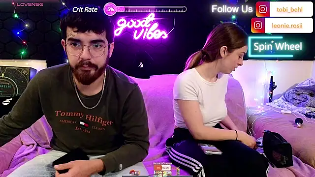 Snapshot of MrAndMrsSavage chatting on 12-04-24, 07:12 MrAndMrsSavage online show from 12-04-24, 07:12