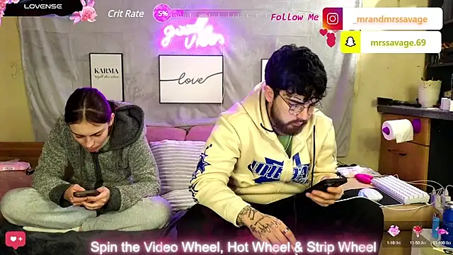 Snapshot of MrAndMrsSavage chatting on 01-23-25, 01:51 MrAndMrsSavage online show from 01-23-25, 01:51
