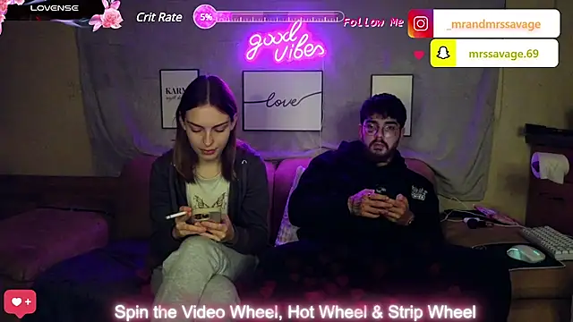 Snapshot of MrAndMrsSavage chatting on 01-26-25, 03:36 MrAndMrsSavage online show from 01-26-25, 03:36