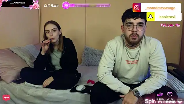 Snapshot of MrAndMrsSavage chatting on 02-05-25, 02:48 MrAndMrsSavage online show from 02-05-25, 02:48