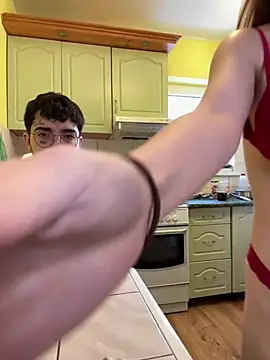 Snapshot of MrAndMrsSavage chatting on 02-20-25, 02:02 MrAndMrsSavage online show from 02-20-25, 02:02