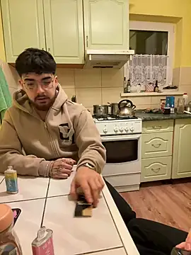 Snapshot of MrAndMrsSavage chatting on 02-21-25, 10:04 MrAndMrsSavage online show from 02-21-25, 10:04