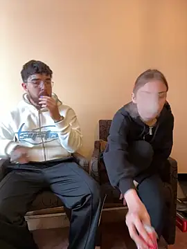 Snapshot of MrAndMrsSavage chatting on 02-27-25, 02:43 MrAndMrsSavage online show from 02-27-25, 02:43