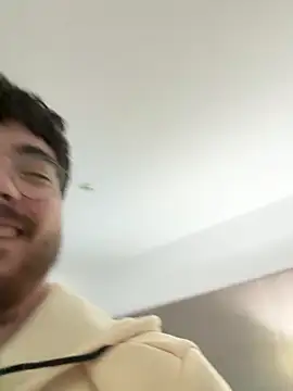 Snapshot of MrAndMrsSavage chatting on 03-20-25, 08:40 MrAndMrsSavage online show from 03-20-25, 08:40