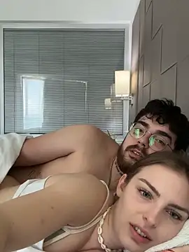 Snapshot of MrAndMrsSavage chatting on 03-22-25, 01:30 MrAndMrsSavage online show from 03-22-25, 01:30