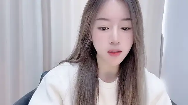 chloe-01 online show from 12-03-24, 04:36