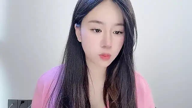 chloe-01 online show from 11-25-25, 03:28