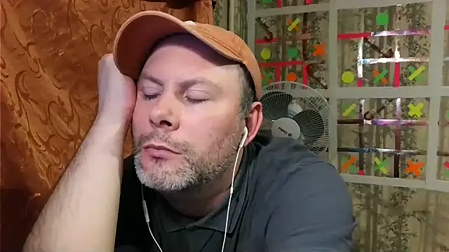 Snapshot of AgnichBan chatting on 01-10-25, 05:56 AgnichBan online show from 01-10-25, 05:56