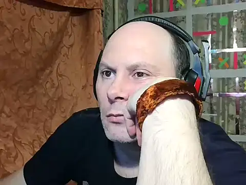 Snapshot of AgnichBan chatting on 01-26-25, 04:09 AgnichBan online show from 01-26-25, 04:09