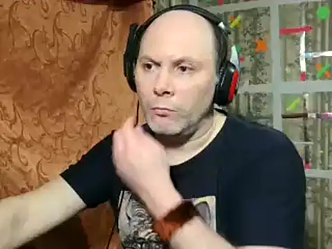 Snapshot of AgnichBan chatting on 01-27-25, 11:32 AgnichBan online show from 01-27-25, 11:32