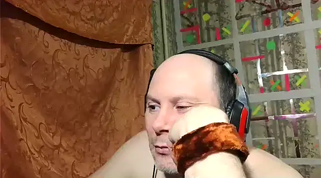 Snapshot of AgnichBan chatting on 01-28-25, 10:34 AgnichBan online show from 01-28-25, 10:34