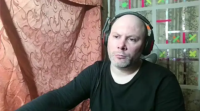 Snapshot of AgnichBan chatting on 02-14-25, 04:09 AgnichBan online show from 02-14-25, 04:09